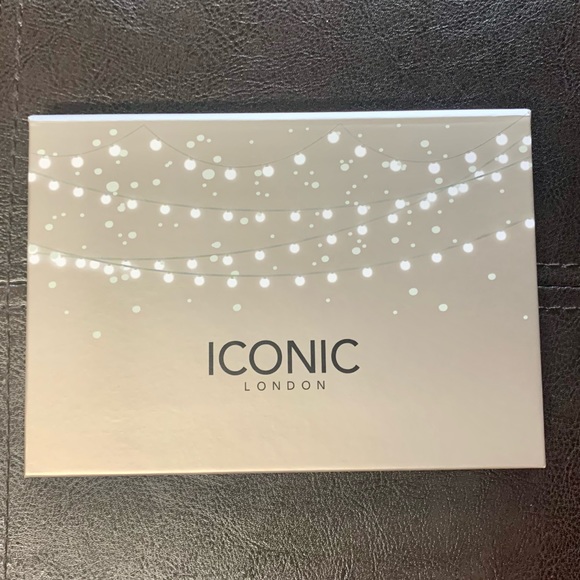 Iconic Blaze Chaser Face Palette - Picture 3 of 4